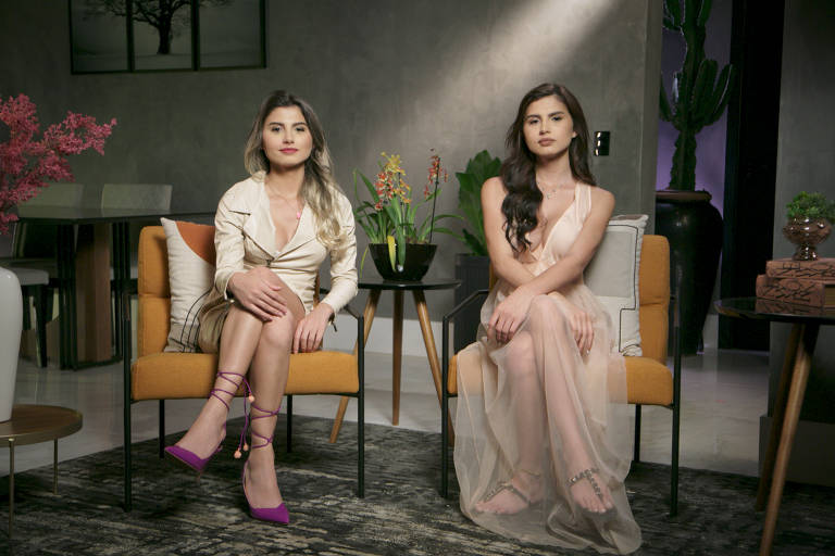 As gêmeas transgênero Mayla Phoebe e Sofia Albuquerck na série documental Gêmeas Trans: Uma Nova Vida