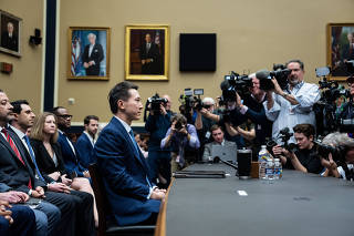 Shou Chew, TikTokÕs chief executive, testifies during a House Committee on Energy and Commerce hearing on Capitol Hill in Washington on March 23, 2023. (Haiyun Jiang/The New York Times)