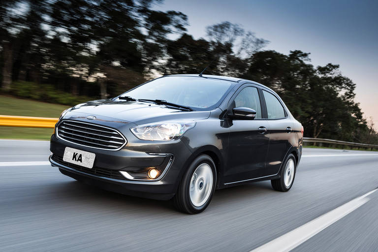 2021 - Ford toma decisão global de deixar mercado de carros compactos e encerra produção no Brasil. Ford Ka sai de linha