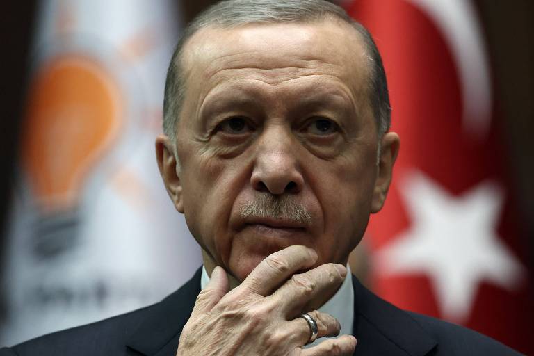 Erdogan deve ganhar e afundar os adversários (menos um)