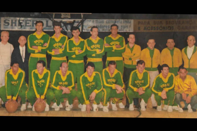 Brasil, saudoso de suas glórias no basquete, celebra 60 anos do bi mundial