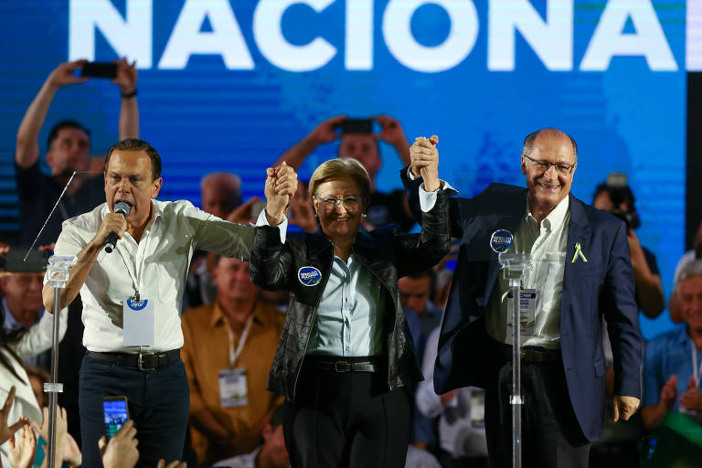 Junto de João Doria (PSDB), o ex-governador de São Paulo, Geraldo Alckmin (PSDB), e a então senadora Ana Amélia (PP-RS) são confirmados candidatos à Presidência e Vice-presidência, respectivamente, na convenção nacional do PSDB (Partido da Social Democracia Brasileira), em Brasília