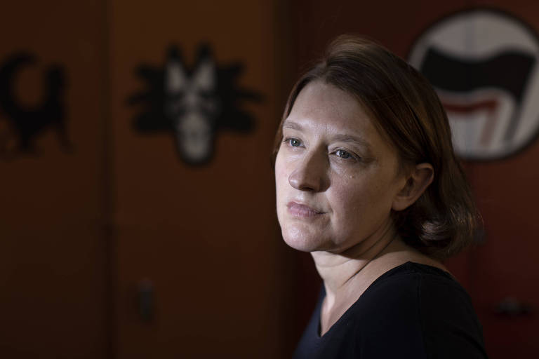 Professora presa e condenada por atos diz que 'junho de 2013 é história ainda em curso'