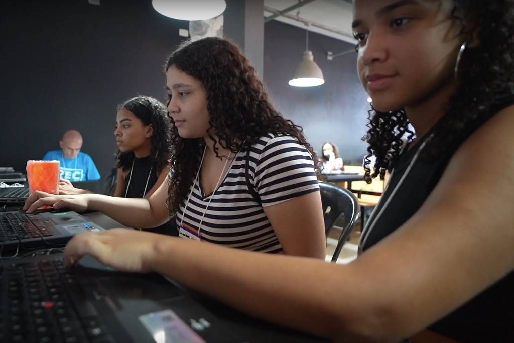 Festival Tech leva oportunidades do mundo digital para jovens da periferia de SP - UOL