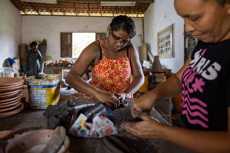 O artesanato no quilombo Itamatatiua 