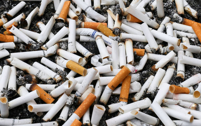 Um cigarro de tabaco equivale a até três cigarros comuns, e os riscos de câncer, enfisema pulmonar e bronquite crônica são ainda maiores