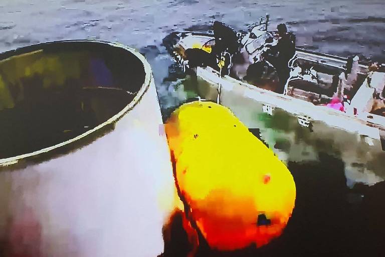 Satélite espião da Coreia do Norte cai no mar após falha em lançamento