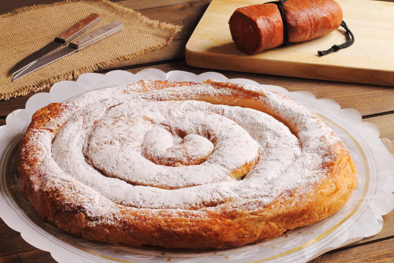 A ensaimada é um produto de pastelaria de Maiorca, Ilhas Baleares, Espanha.