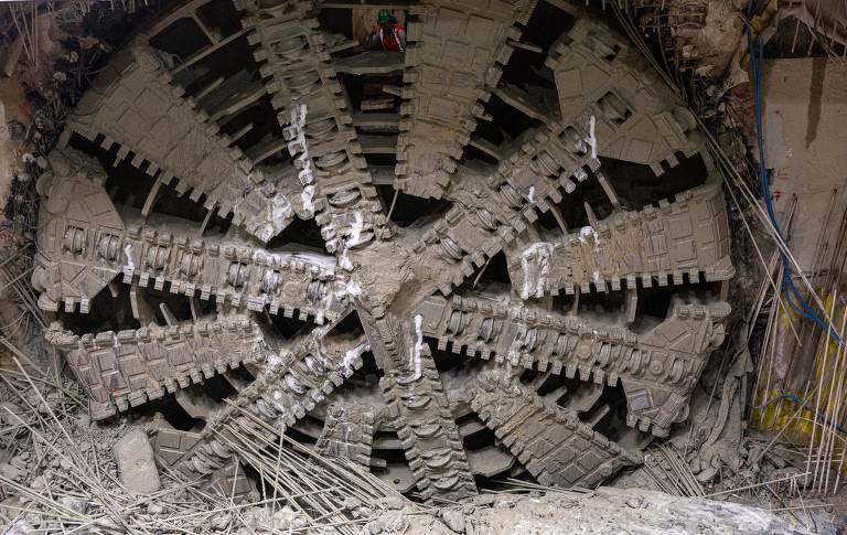 A estação Sesc Pompeia é a terceira a ser escavada pelo "tatuzão"