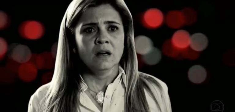 Carminha, personagem de Adriana Esteves em 'Avenida Brasil' - Globo/Reprodução · Globo/Reprodução