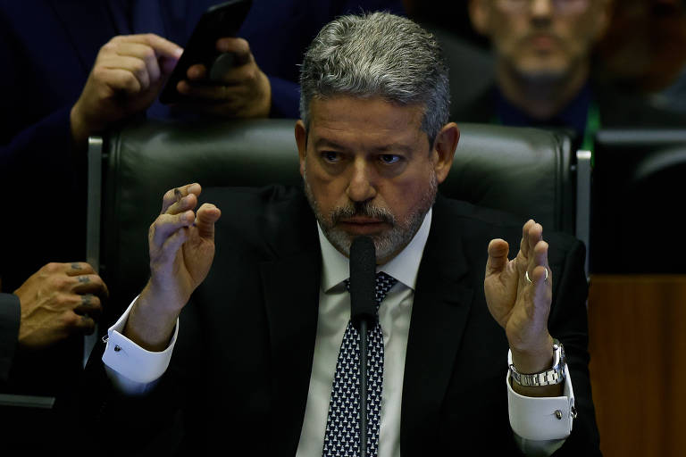 Lira pede comedimento de ministros de Lula e critica declaração de Rui Costa