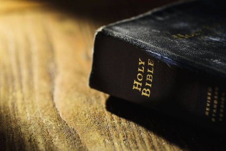 As escolas americanas que proibiram a Bíblia por ser 'vulgar e violenta'