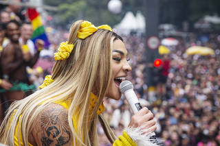 26a Parada LGBTQIA+ em Sao Paulo . Drag Quee Pabllo Vittar durante seu show  na av Paulista na altura do MASP