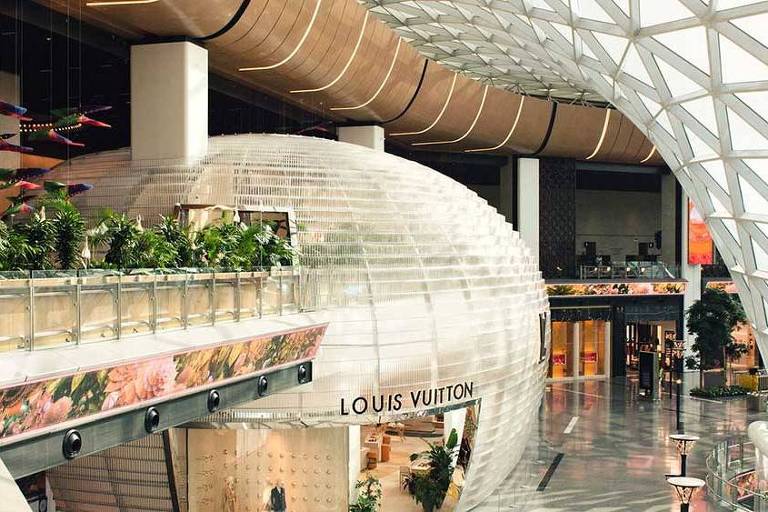 Louis Vuitton inaugura seu primeiro lounge de aeroporto no mundo
