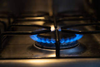 A gas stove at an apartment in Brooklyn, May 25, 2023. (Calla Kessler/The New York Times)