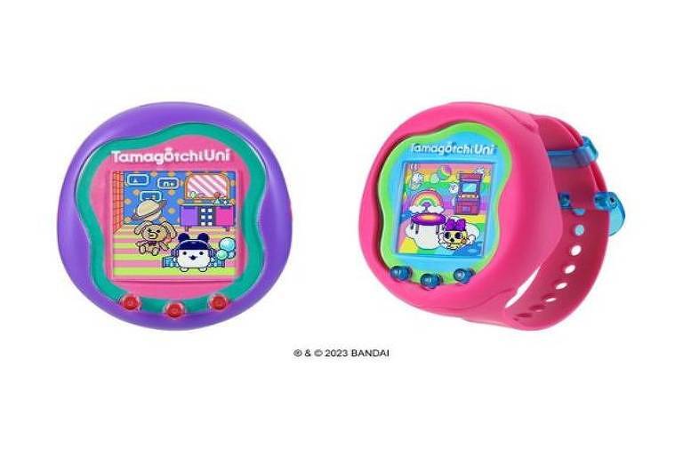 Tamagotchi Uni, com lançamento global agendado para 15 de julho, é nova cara do brinquedo que foi febre nos anos 1990. Dispositivo tem gráficos coloridos, e tem nova versão com pulseira de relógio. À esquerda, está um tamagotchi roxo, e, à direita, um rosa.