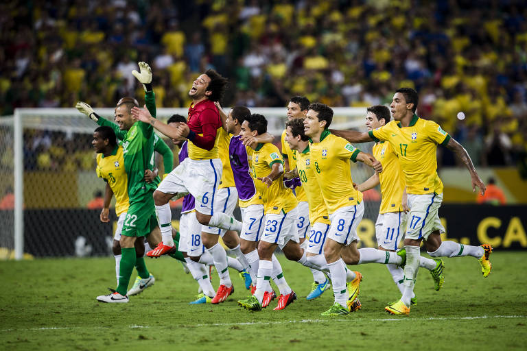 Junho de 2013, o futebol e o Brasil