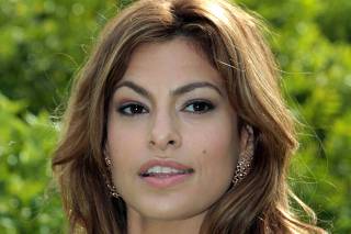 U.S. actress Eva Mendes poses for a photocall in the gardens of Hotel Mamounia in Marrakesh