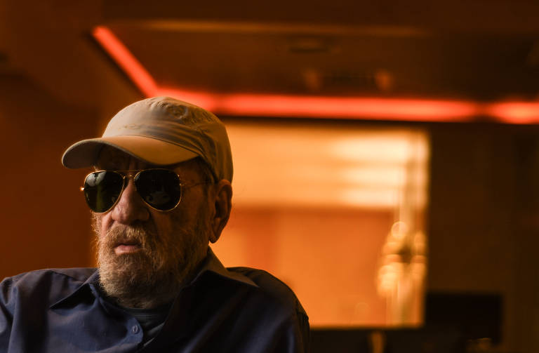 Geraldo Vandré no Hotel Braston, centro de São Paulo