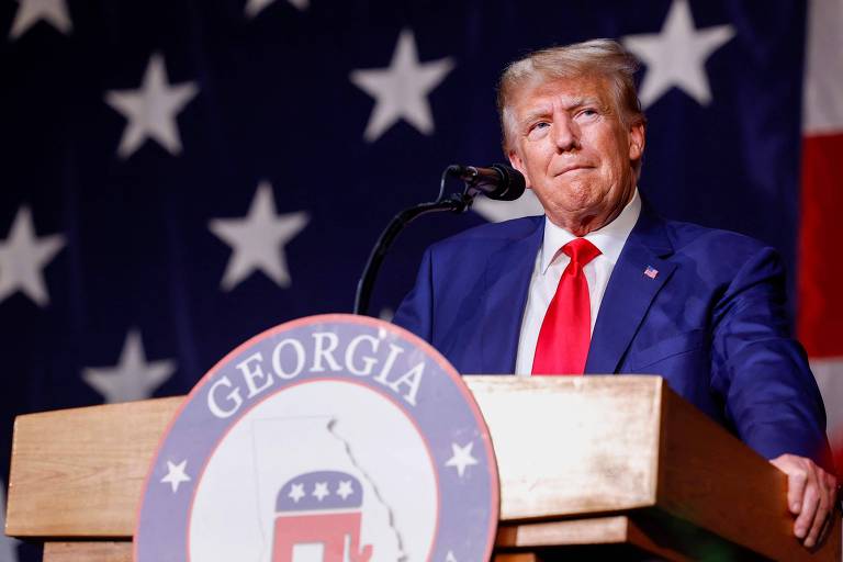 Ex-presidente dos EUA Donald Trump discursa em convenção na cidade de Columbus, no estado americano da Geórgia
