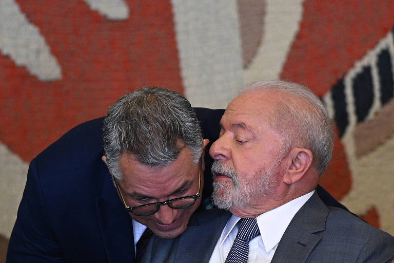 Ministro de Lula compara governo a rali e admite trocas em meio a disputa no Turismo