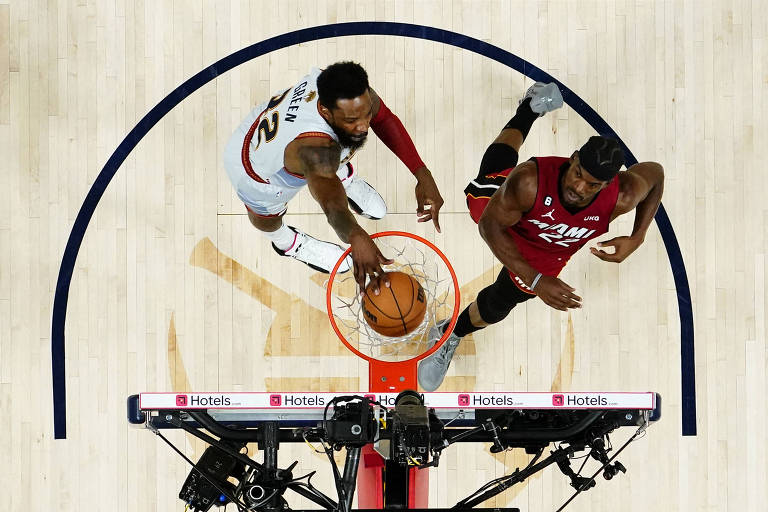 Denver Nuggets supera Miami Heat e alcança seu primeiro título na NBA