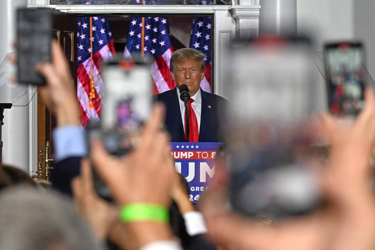 O ex-presidente americano Donald Trump discursa a apoiadores em Nova Jersey após virar réu pela 2ª vez