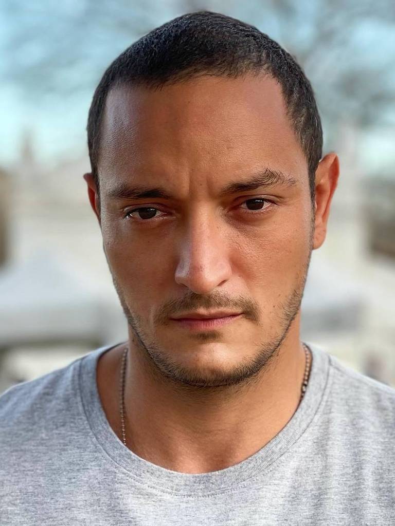 Imagens do ator Allan Souza - 11/04/2019 - F5 - Fotografia - Folha de S