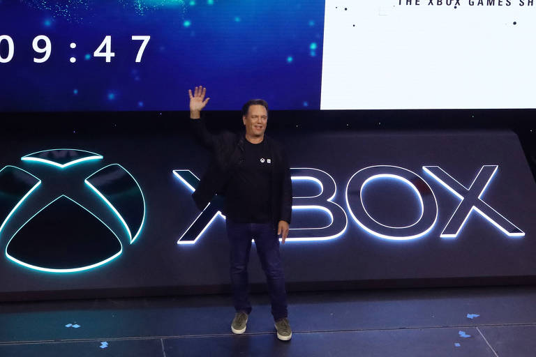 Phil Spencer explica o porque de não comprar a EA