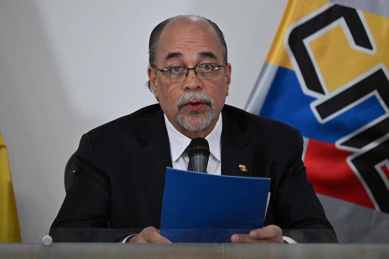 Ala chavista de órgão eleitoral da Venezuela faz manobra que pode inviabilizar eleição livre