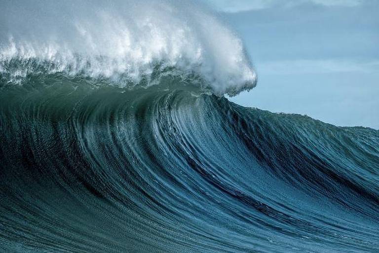 Ciclone extratropical pode causar ressaca e ondas altas no mar