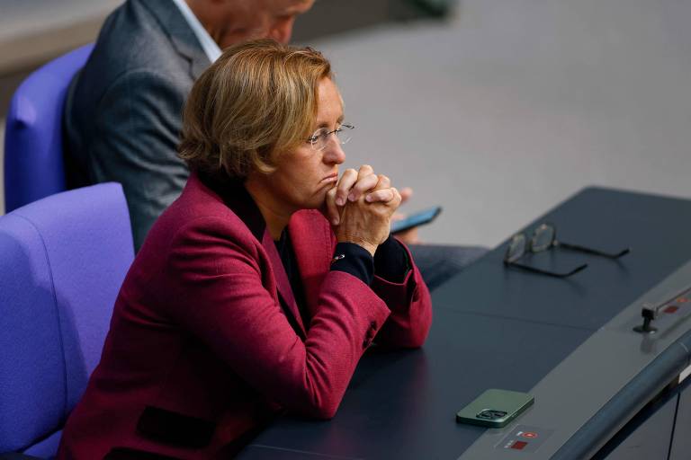 Deputada alemã se afasta de grupo Brasil-Alemanha após pressão por criticar Moraes