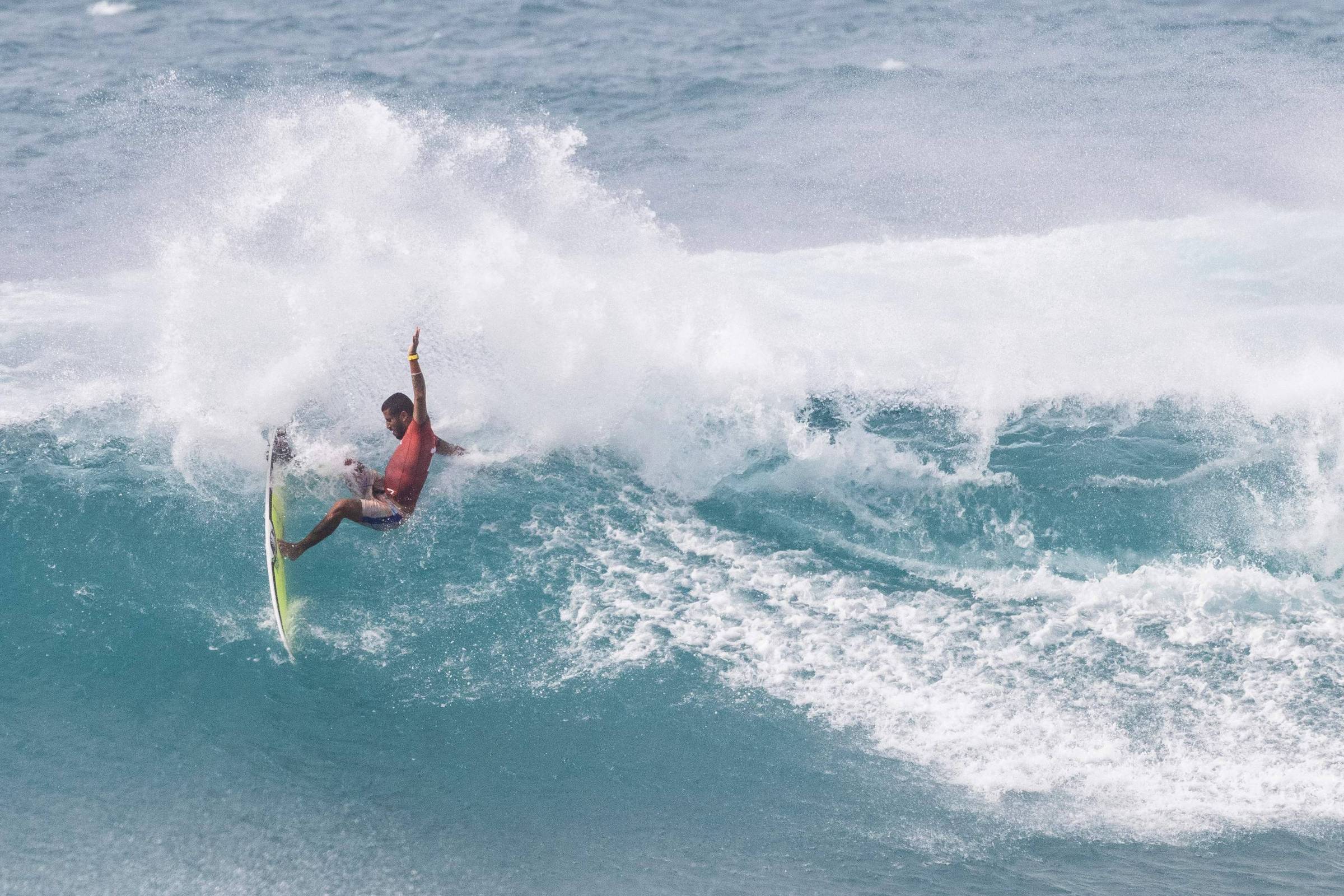 Surfing: Filipe Toledo overcomes injury and triumphs in El Salvador – 06/16/2023 – Sport