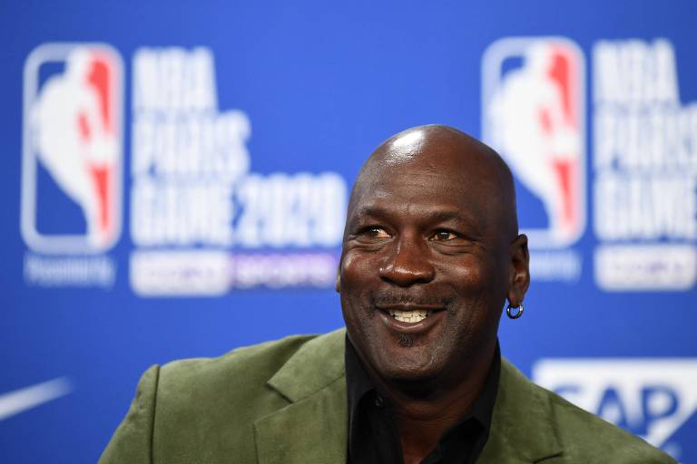 Michael Jordan deixará de ser dono majoritário do Charlotte Hornets