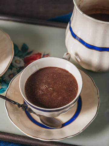 Chocolate quente francês clássico 