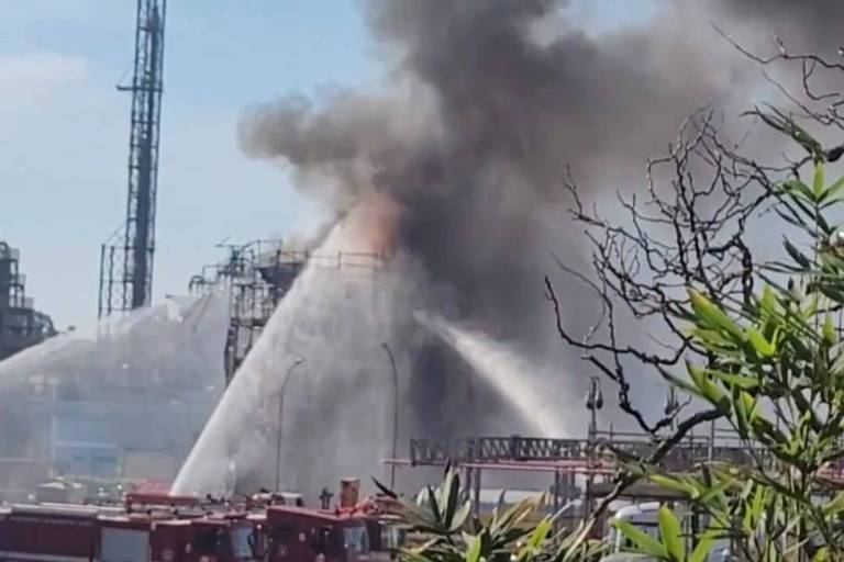 Incêndio em petroquímica em Santo André deixa 1 morto e 4 feridos