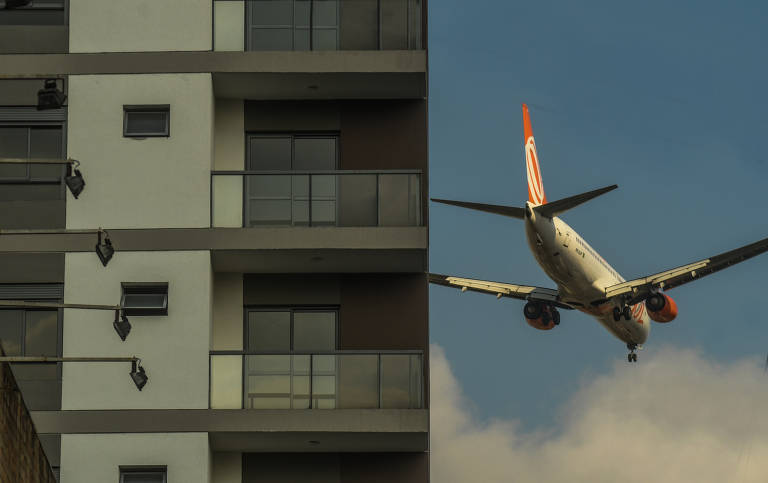 No texto da Câmara, a ampliação da área onde prédios não têm limite de altura e a possibilidade de que construtoras pagassem menos taxas para construir foram alguns dos pontos criticados