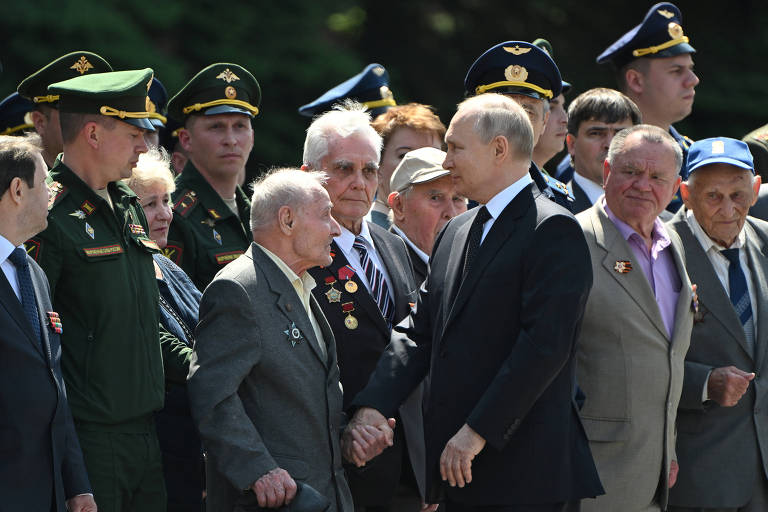 O presidente da Rússia, Vladimir Putin, durante cerimônia militar em Moscou