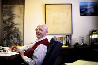 Economist Harry Markowitz in his office in San Diego, on May 15, 2012. (Sandy Huffaker/The New York Times)