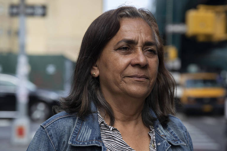 María De la paz Mejía, 62, ex-jornalista da Colômbia, em Nova York