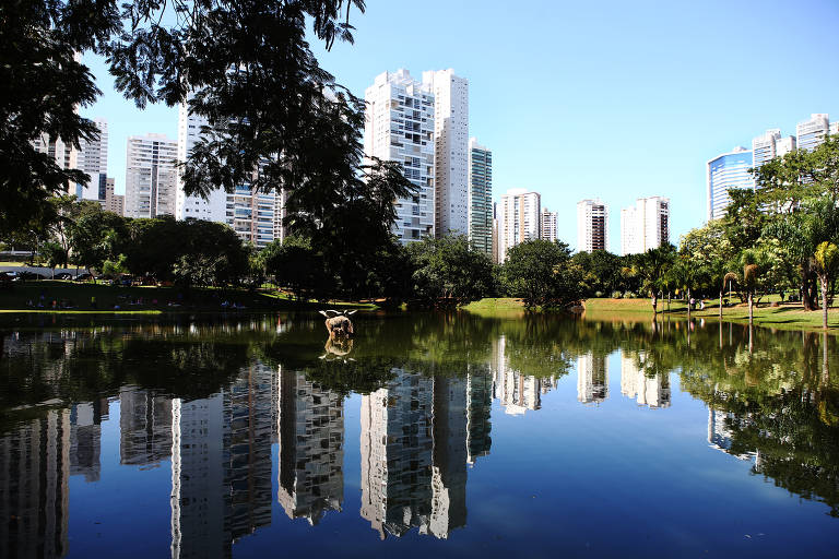 Fechando a lista das dez cidades mais populosas do Brasil está Goiânia, com 1.437.237 de habitantes