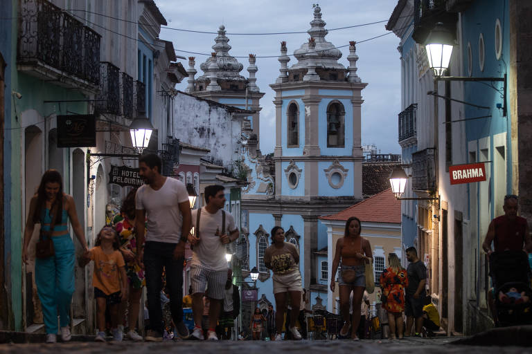 Primeira capital do país, Salvador atingiu 2.418.005 de habitantes, de acordo com o Censo de 2022, e ficou na 5ª posição