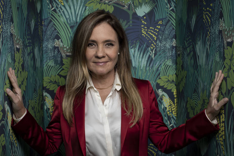 Adriana Esteves retoma parceria com João Emanuel e fará próxima novela das nove na Globo