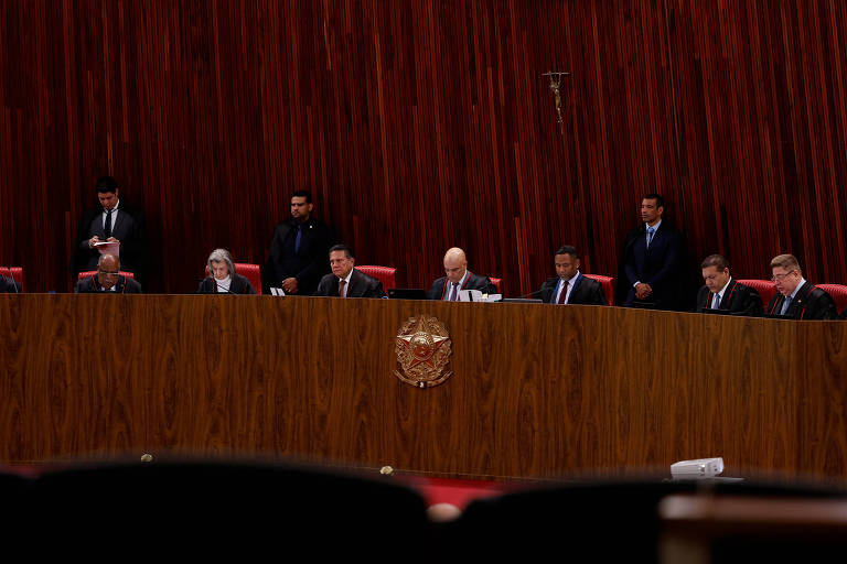 Bolsonaro recorre de condenação no TSE e fala em cerceamento de defesa