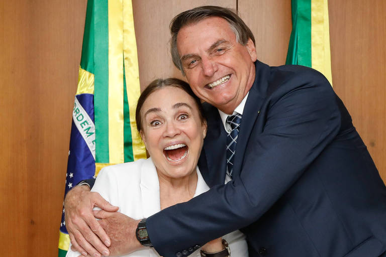 Sem Bolsonaro, acaba o show de horrores e a guerra contra artistas