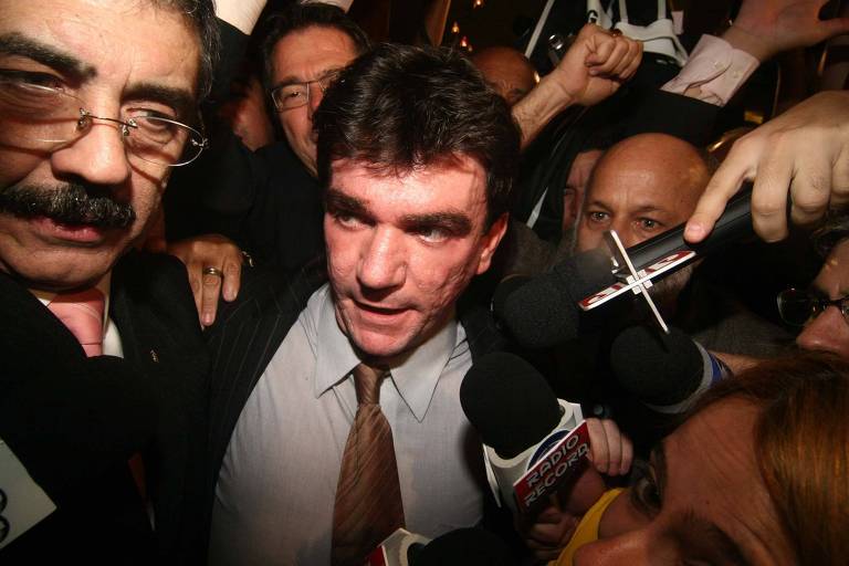 Andrés Sanchez após ser eleito presidente do Corinthians pela primeira vez, em 2007