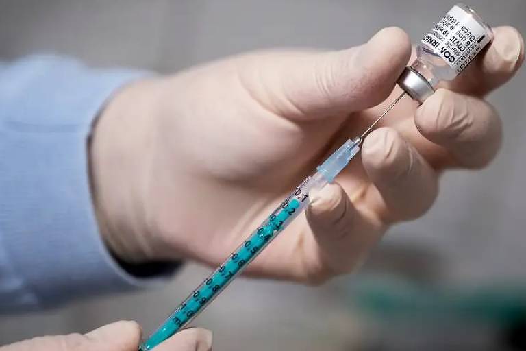 Justiça alemã analisa queixas contra vacinas anticovid