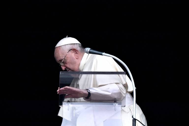 Papa Francisco manifesta repulsa ao condenar queima do Alcorão na Suécia