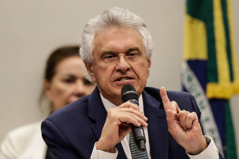 O governador de Goiás, Ronaldo Caiado, durante audiência da CPI do MST