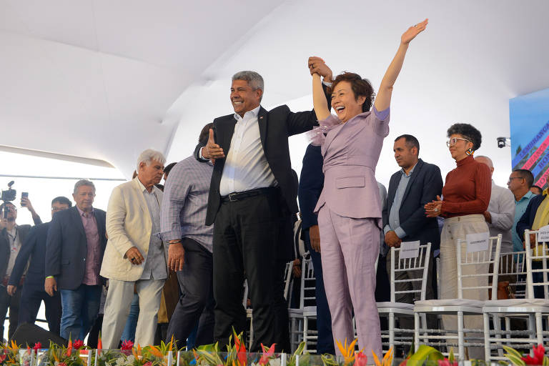 Evento reuniu o governador baiano Jerônimo Rodrigues (PT) e a vice-presidente da montadora Stella Li, em festa com bandas Olodum e Ilê Aiyê